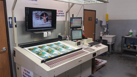 Picture of 2005 Mitsubishi D3000TP Eight Color (Installed new in 2007)